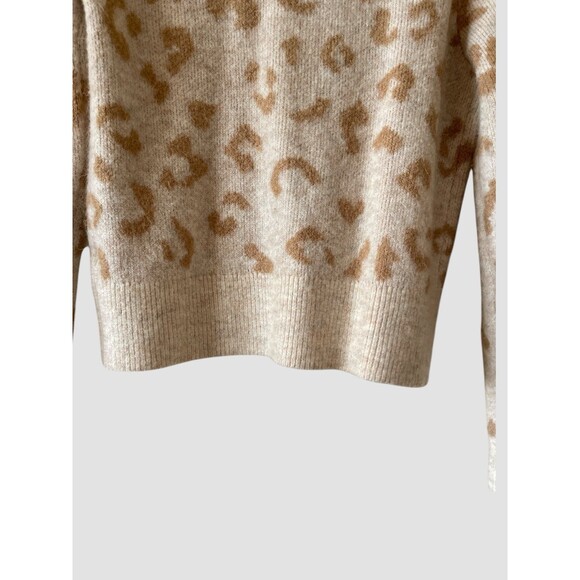 Abercrombie & Fitch Women’s Medium Tan Cream Leopard Cardigan Sweater - Picture 7 of 10